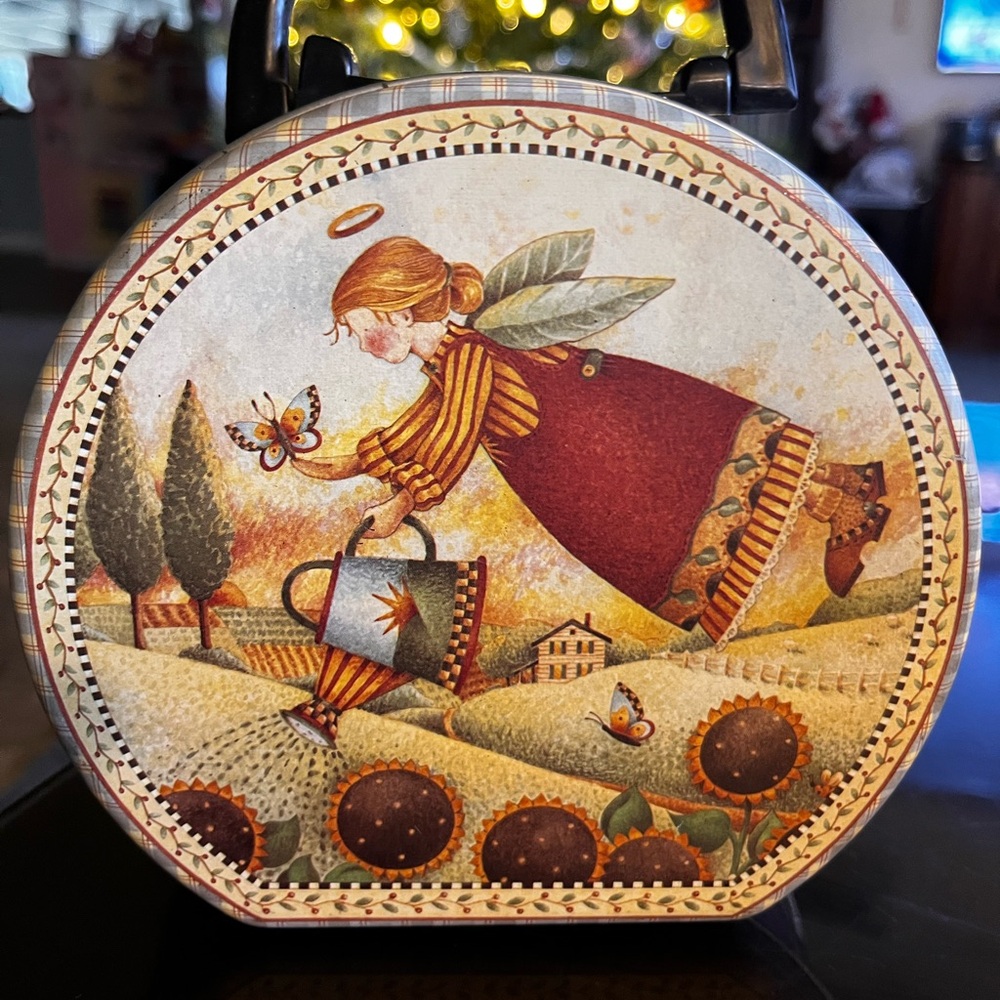 Collector Tin